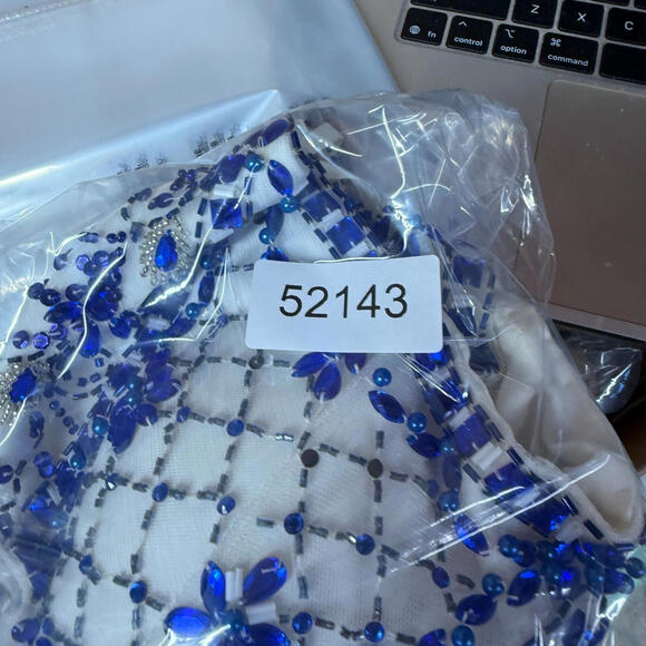 Splash Cropped Top Women 10 White Floral Rhinestone Sleeveless Wide Strap Casual - Picture 6 of 6